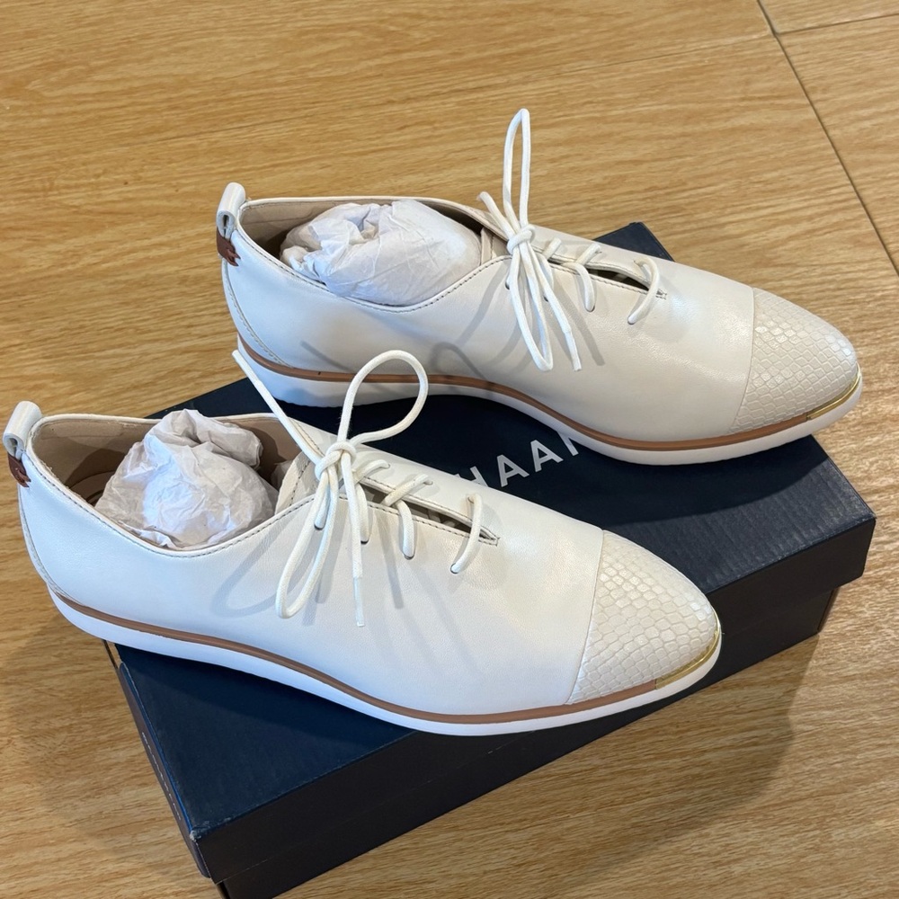 Cole Haan White Leather Women's Pointed Toe Oxfords